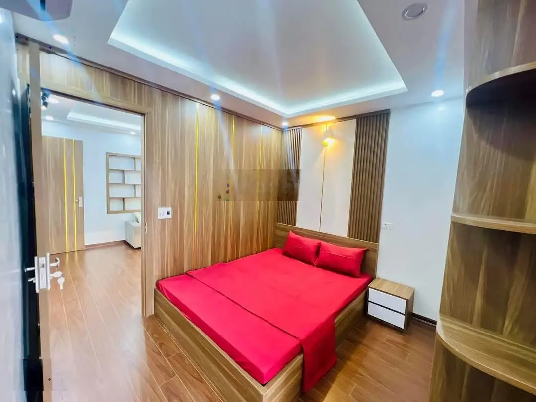 Bán nhà Tập thể Phương Mai, 2PN, 2 mặt thoáng, nội thất đẹp, dtsd 55m2