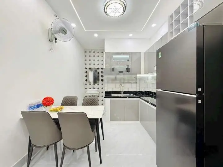 Giảm sốc 400 triệu chỉ còn 2 tỷ 9 nhà ngay đường 339,Phước Long B ,quận 9.Nhanh tay kẻo lỡ