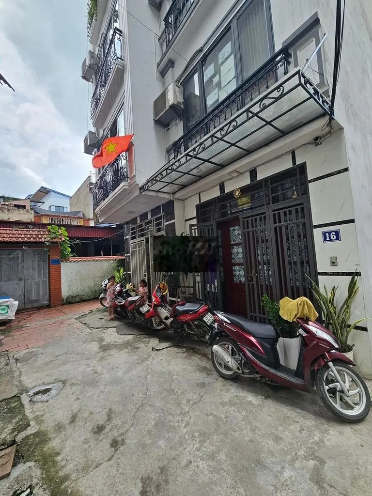 Cực Gấp nhà dân bán lại 5T32m ngõ thông ôtô đỗ gần LÔ GÓC 3 MẶT THOÁNG
