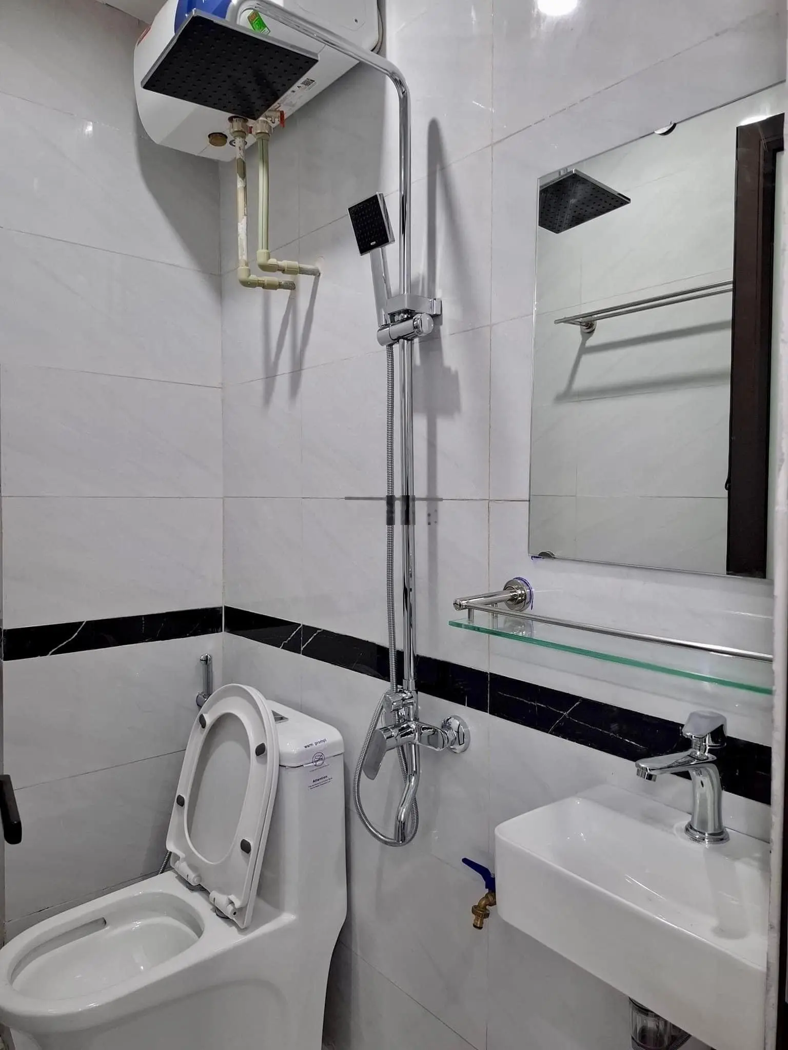 Siêu phẩm! Nhà Dòng Tiền 75m2, 6 Tầng, 18 phòng full nội thất, Thang máy, Gần Phố. Chỉ 16.5 Tỷ