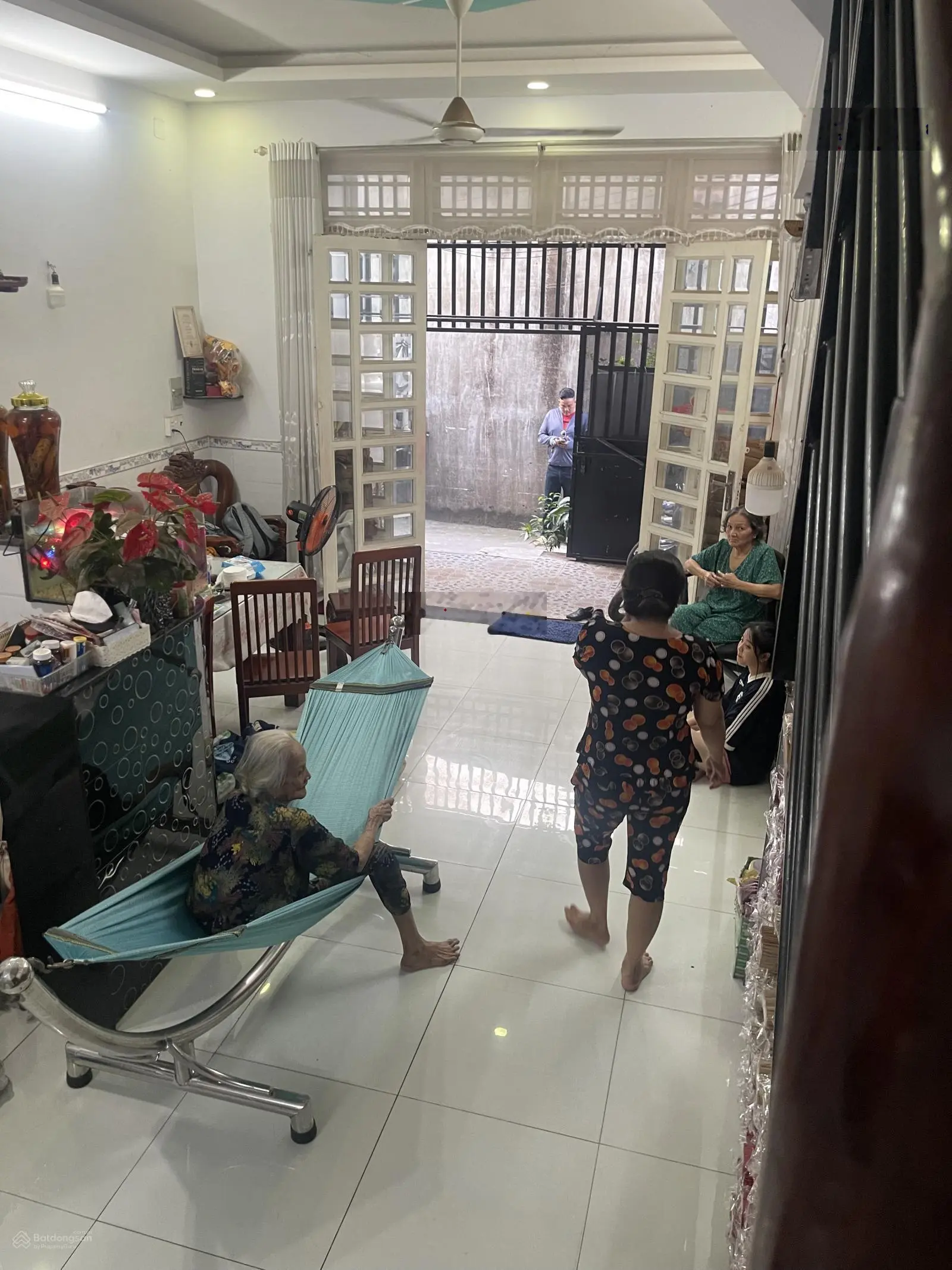 Bán nhà 1 trệt 1 lầu 5x12m ĐHT42, P. Tân Hưng Thuận, Q12 giá tốt