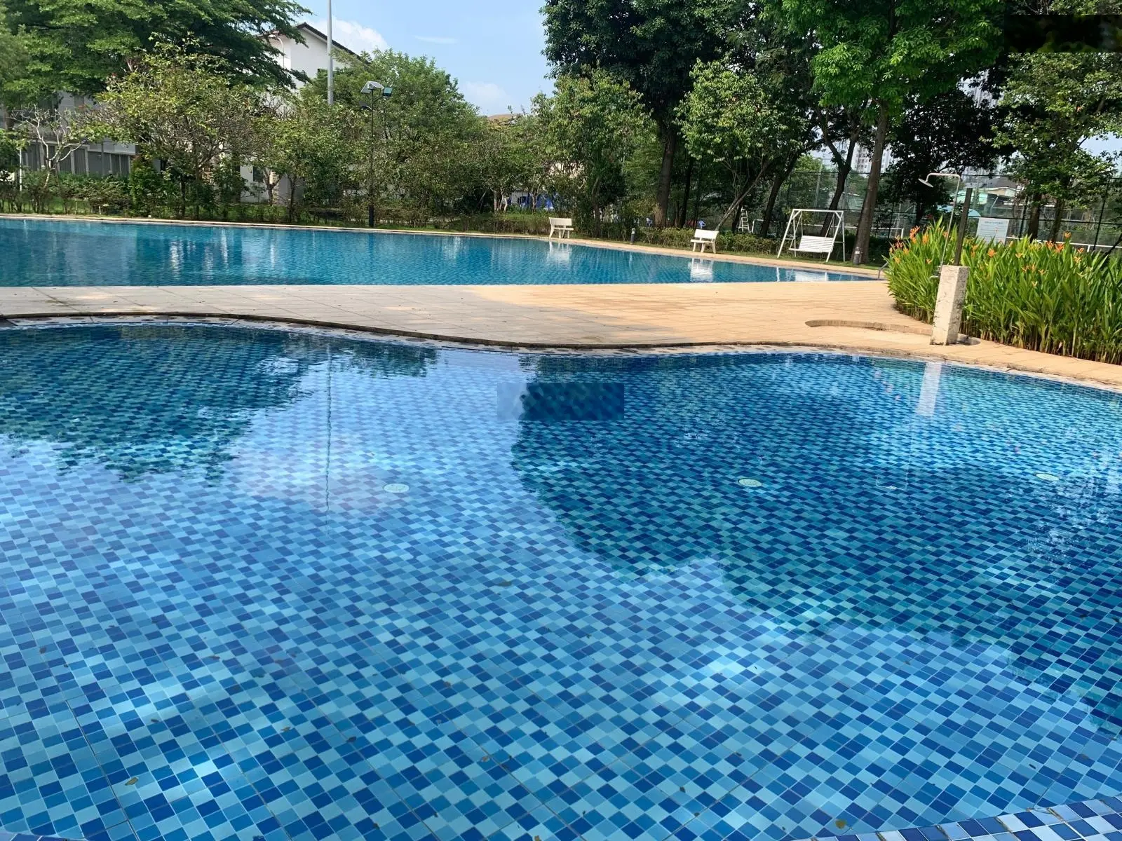 Cần tiền bán lỗ nhà phố Eco Xuân cạnh Lotte Lái Thiêu giá ngộp 8 tỷ. DT 9x20m, 1T 1L. Sổ sẵn