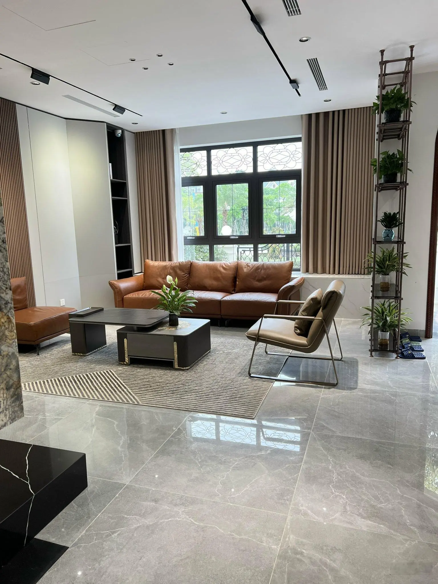 Cần Bán Gấp Biệt thự Kita Ciputra - Tây Hồ, 150m2, 1 hầm + 4 tầng, giá 320 triệu/m2