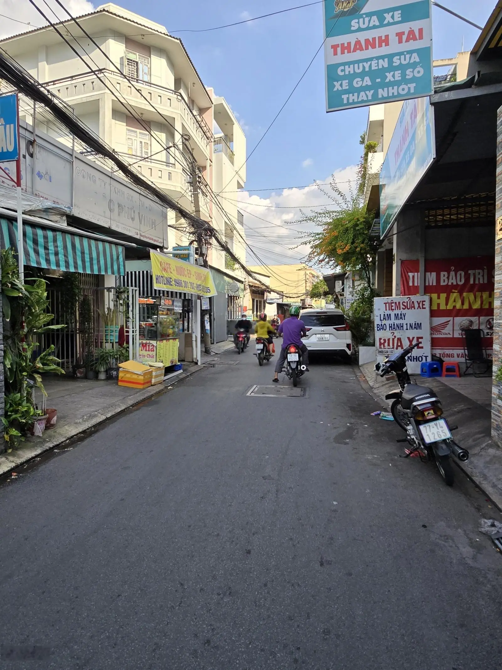 Bán nhà 6,4 x 26m, mặt tiền Tống Văn Hên, giá cực tốt không thể rẻ hơn
