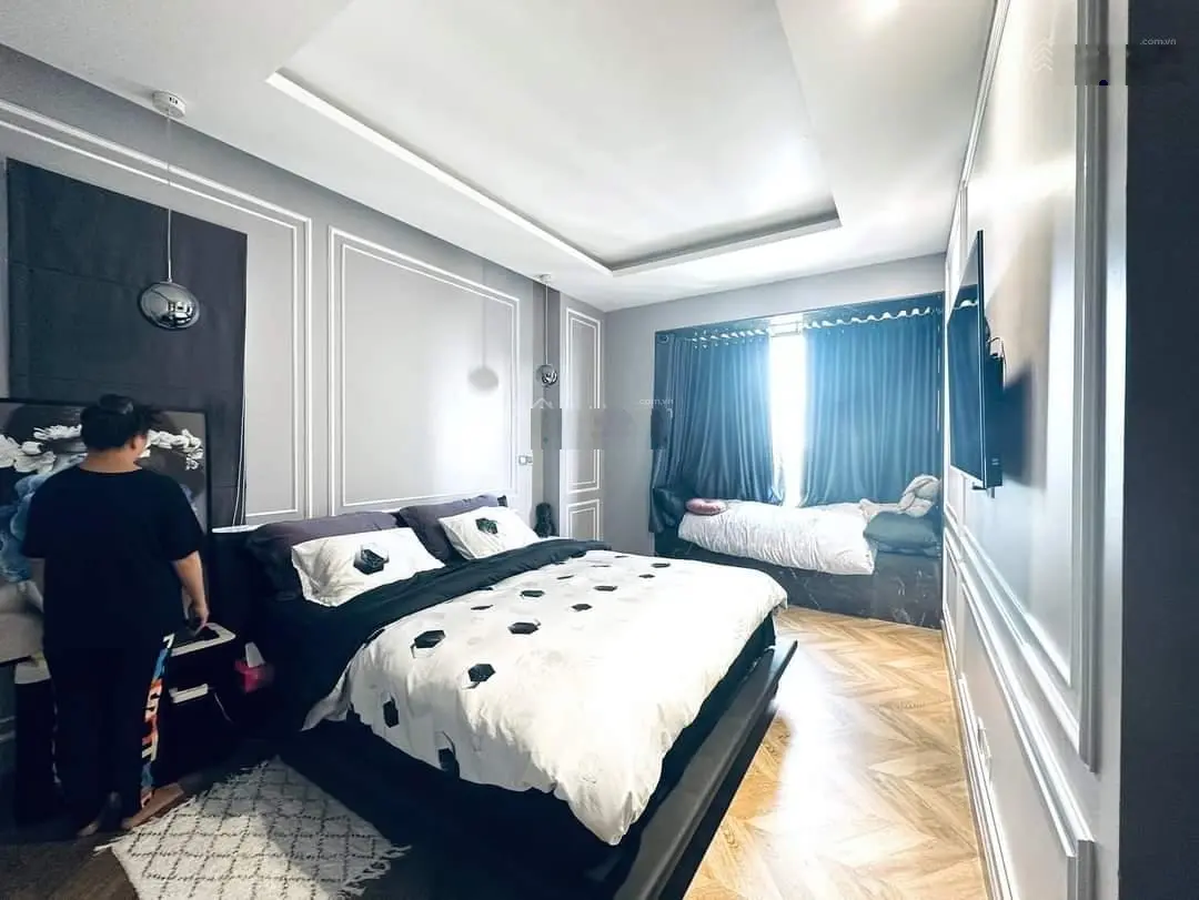 Bán căn hộ 2 phòng ngủ giá 4,05 tỷ, diện tích 96 m2, tại Nguyễn Thị Thập, phường Tân Phú, quận 7