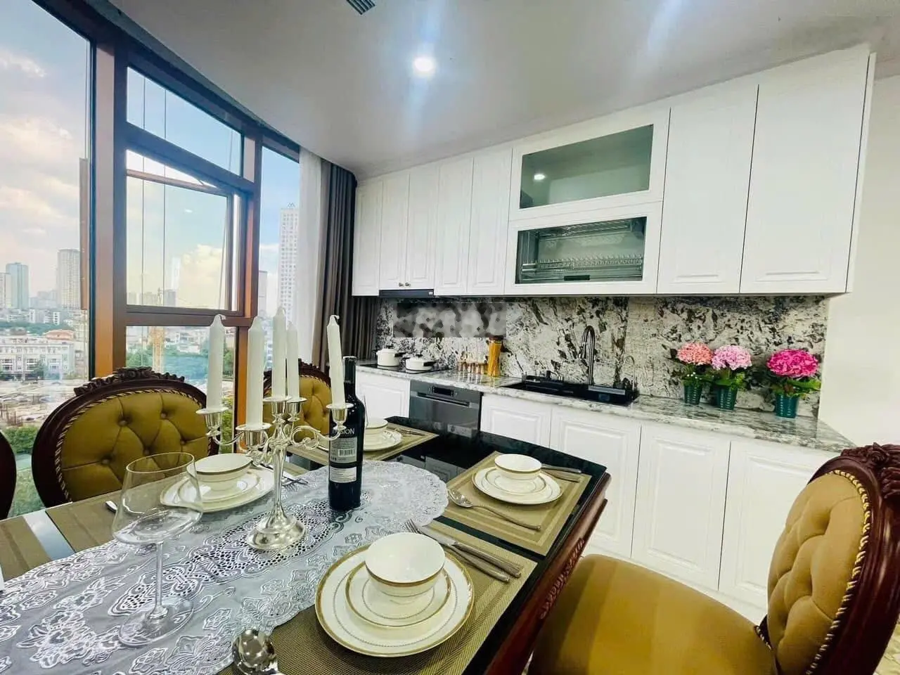 Chính chủ bán suất ngoại giao 113m2 mã 01 view phố Tố Hữu, Vũ Trọng Khánh chung cư QMS