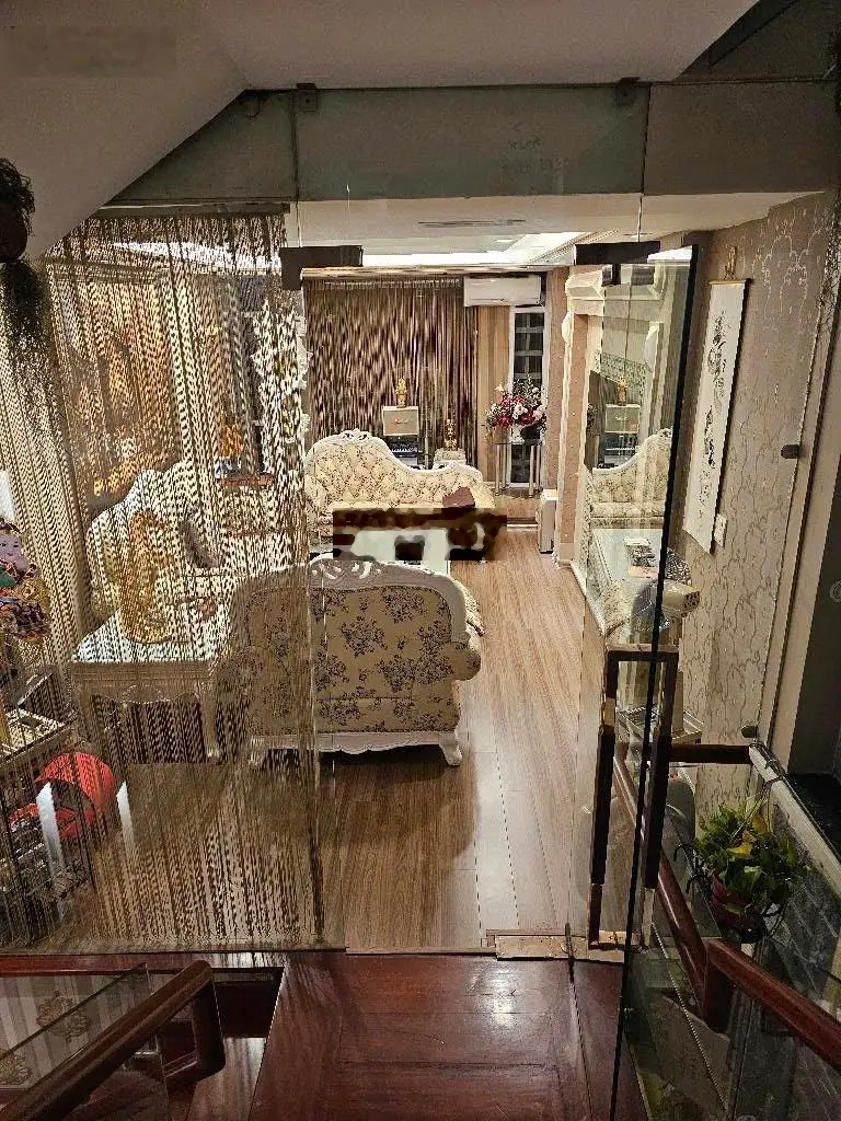 Nhà đẹp quận Hoàn Kiếm cách ô tô chỉ 50m khu vực vip giá chỉ 12.9 tỷ tiện ích xung quanh