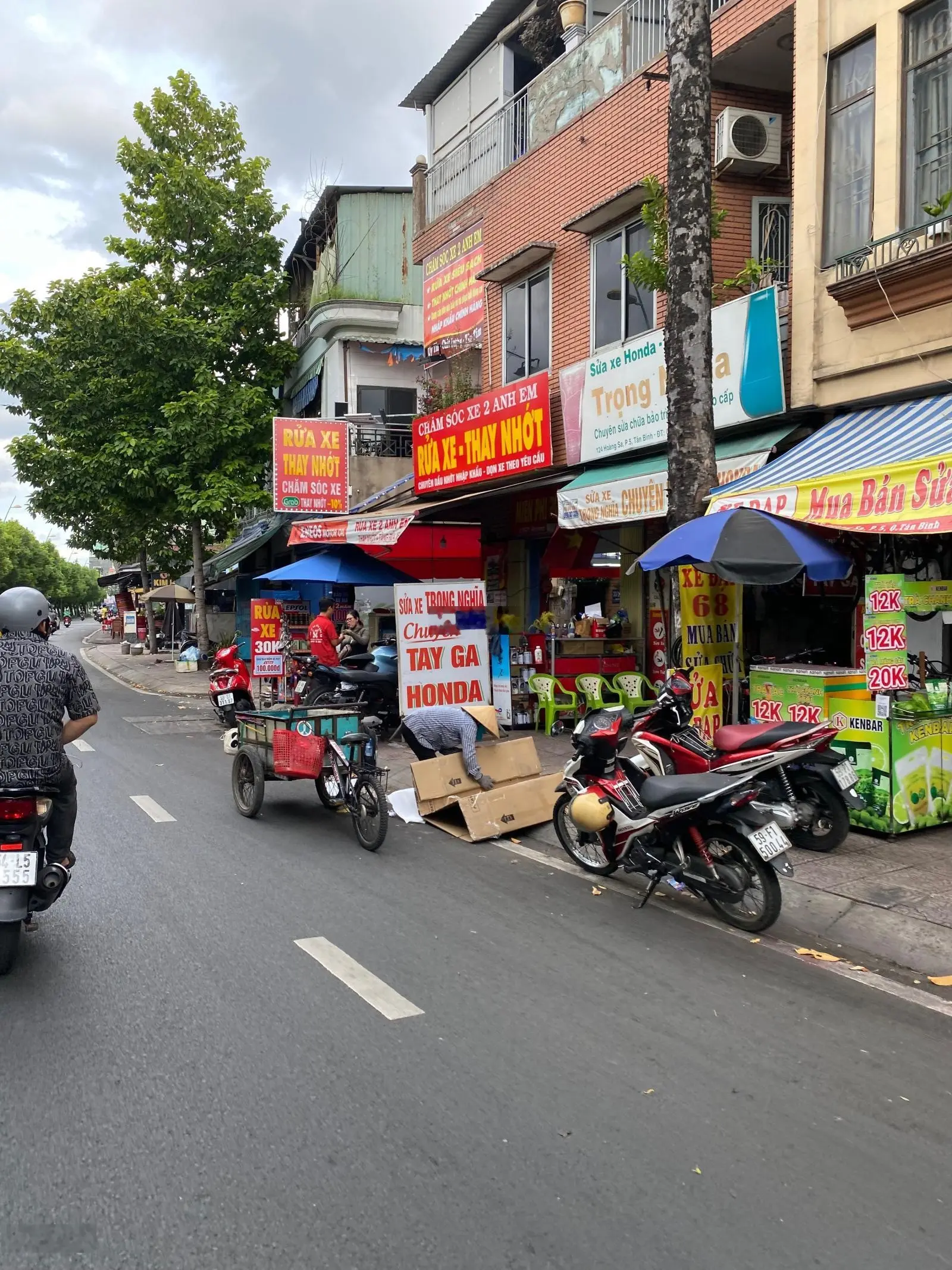* Nhà căn góc 2 mặt tiền 200m Tây Thạnh, Tân Phú , thuận tiện làm Showroom