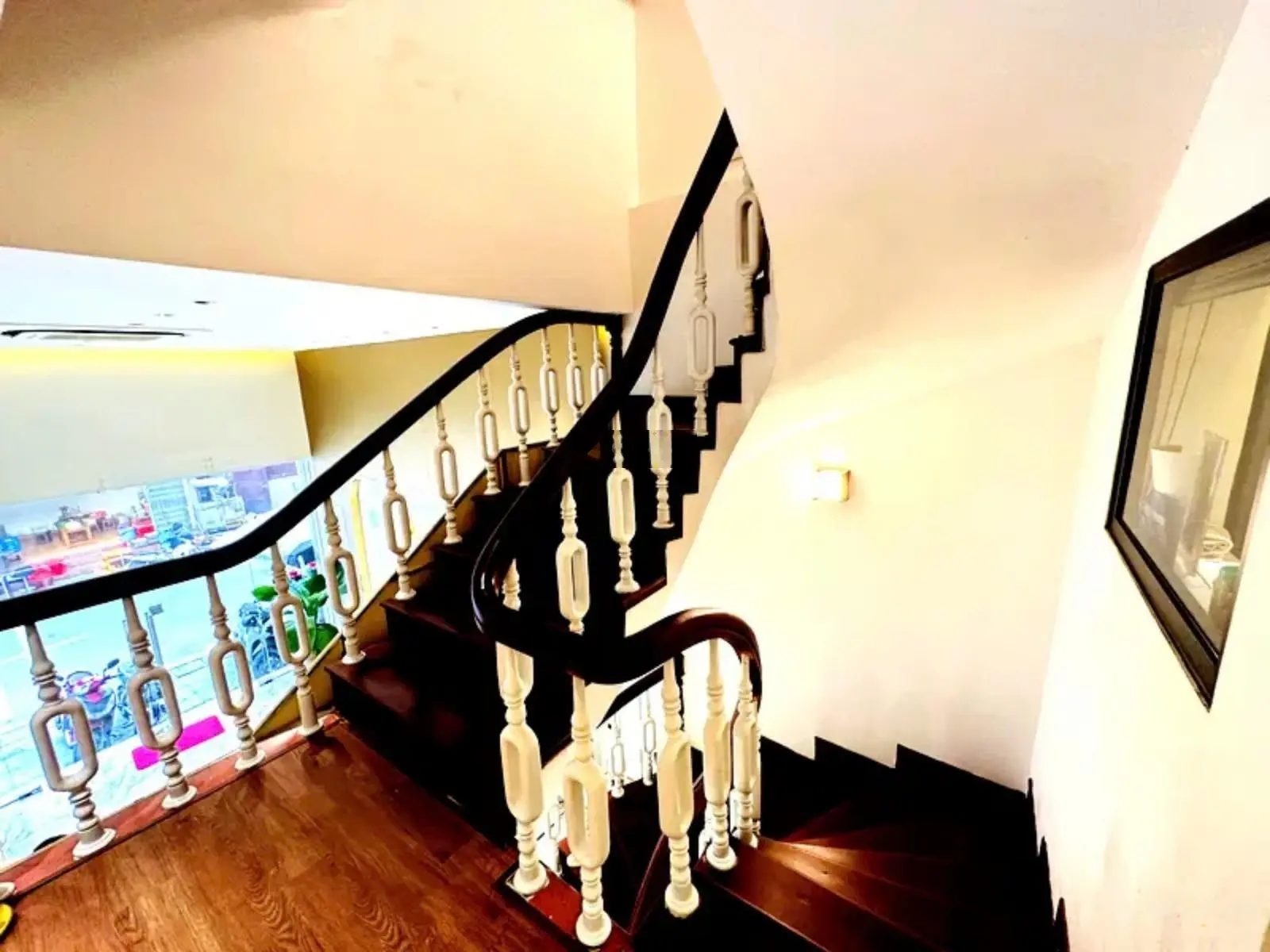 Bán nhà Bế Văn Đàn kinh doanh tấp nập - mặt tiền 5m - đoạn gần Quang Trung - giá 24,3 tỷ