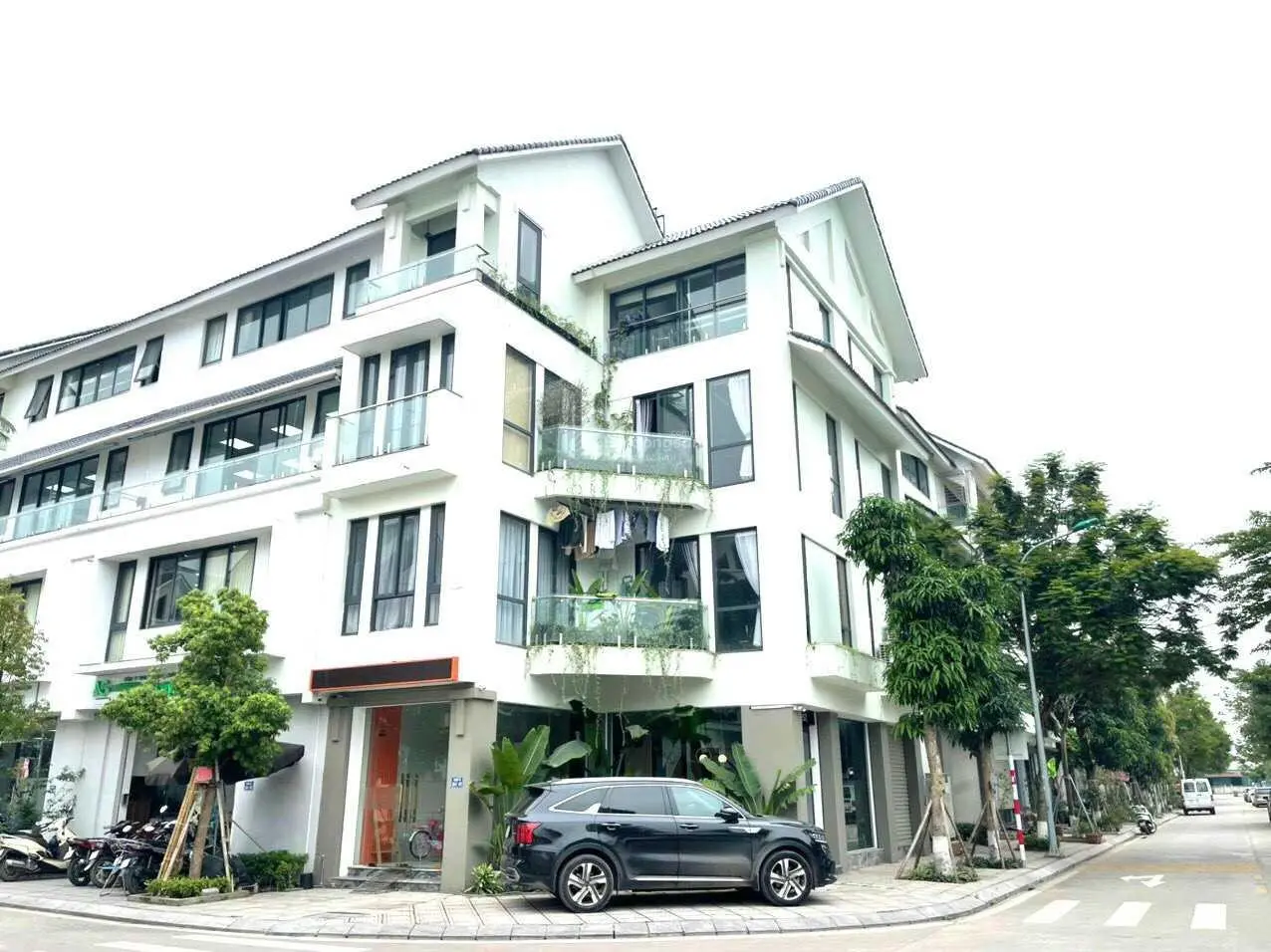 Tốp 12 căn dự án Geleximco giá tốt nhất thị trường (120m2 giá 15 tỷ cả đất cả nhà)