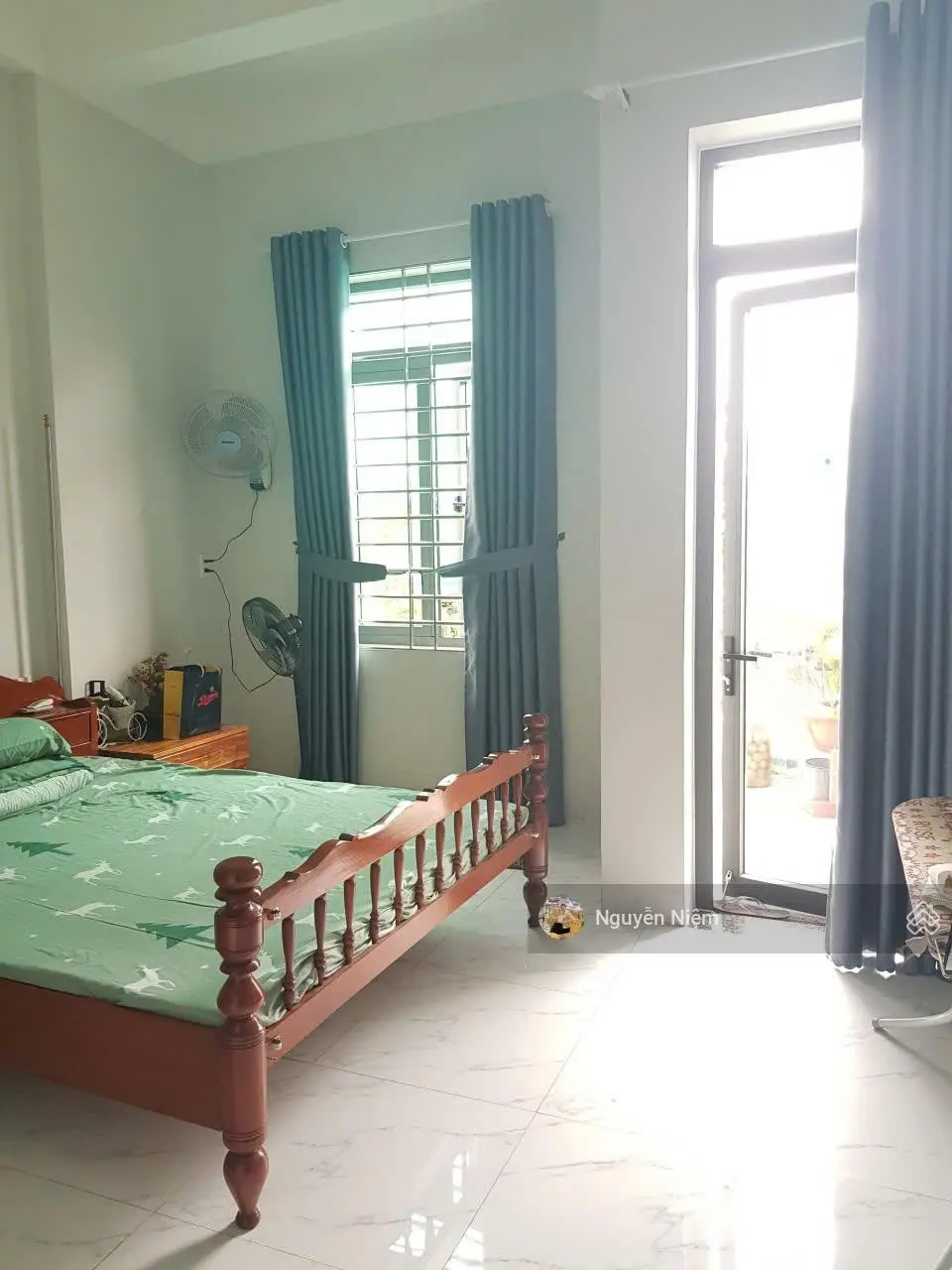 Cần bán ngôi nhà tâm huyết 3 tầng 1 tum khu tập thể Không Quân Dt 60m2 nhà còn mới giá 4tỷ599 TL