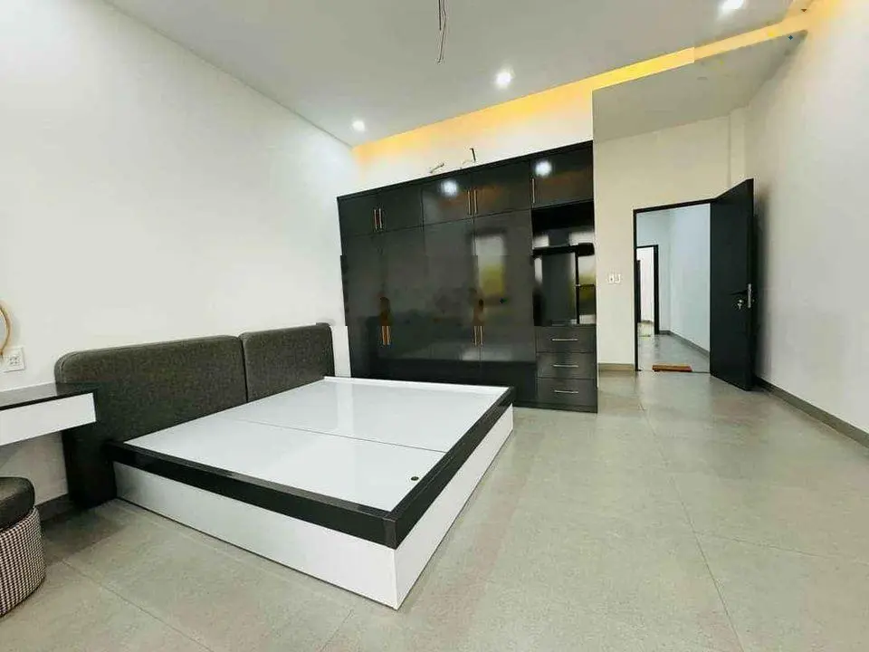 Sốc căn nhà giá rẻ đường Trần Ngọc Lên, Phường Định Hoà, Thủ Dầu Một, 100m2