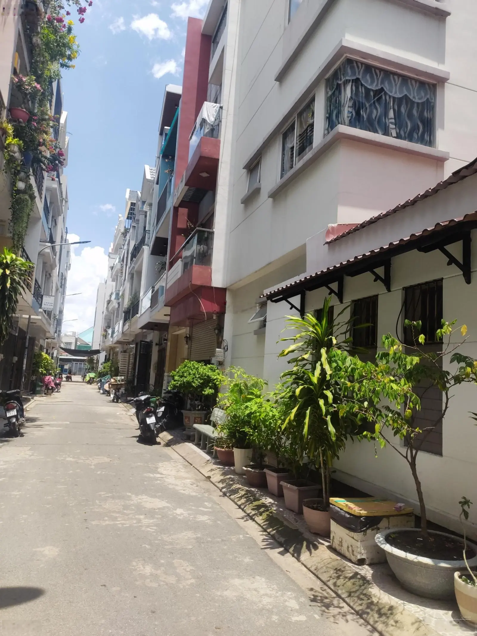Bán Nhà Ngay TÔ HIẾN THÀNH, Đường nhựa 6M Xe Hơi Tránh, 93m2, Nở Hậu Tài Lộc, Ngay BigC