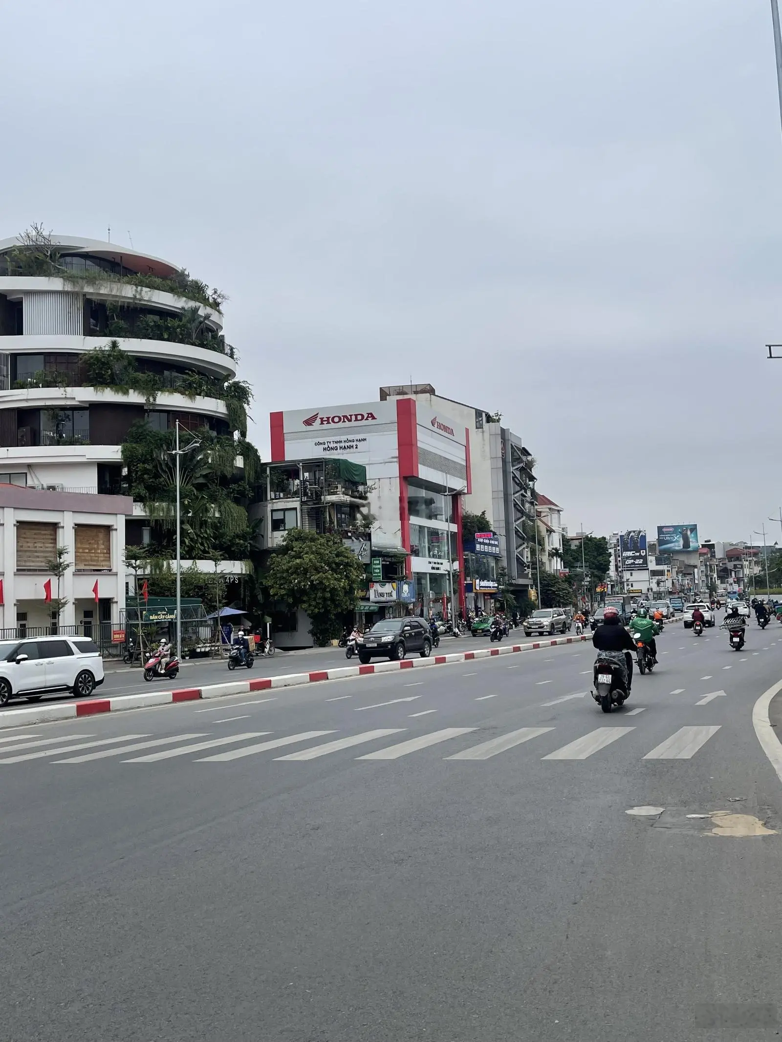 Tứ Liên - mặt ngõ - thang máy - dân xây - ô tô đỗ - mặt tiền khủng - Tây Hồ