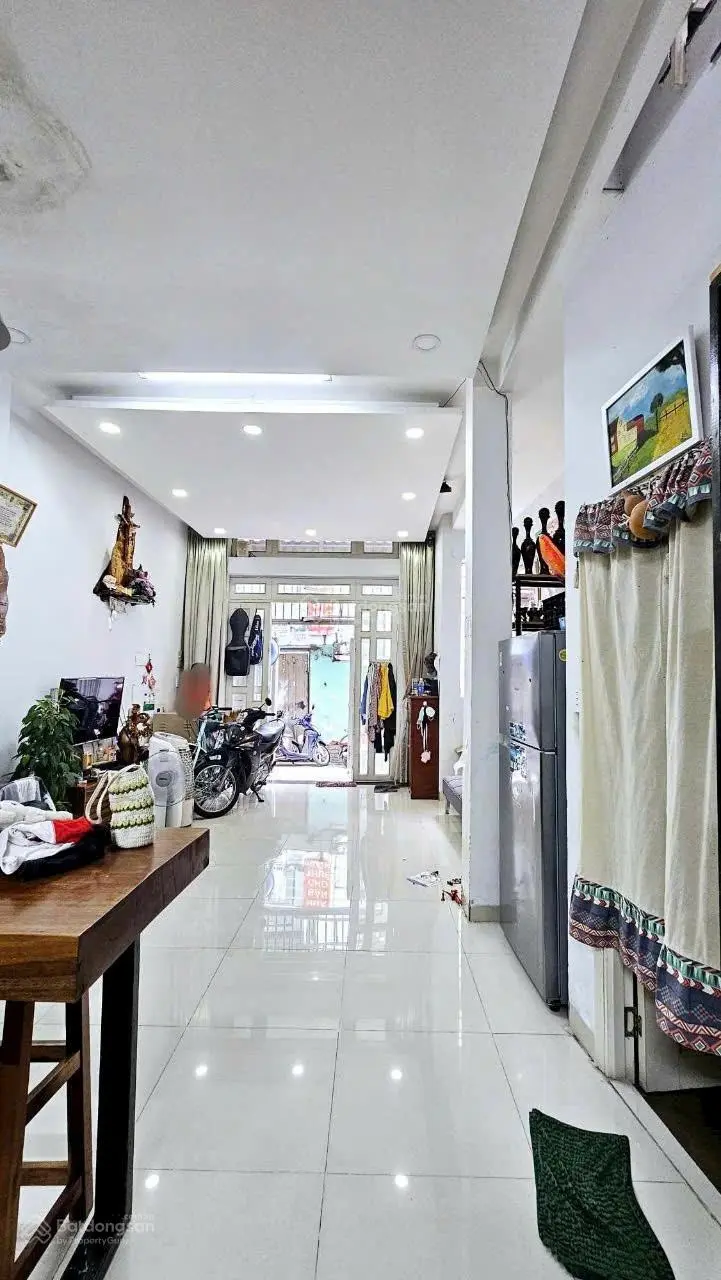 Bán nhà 2 tầng, Trường Thọ, hẻm xe hơi, sát mặt tiền Kha Vạn Cân, giá 4,4 tỷ thương lượng