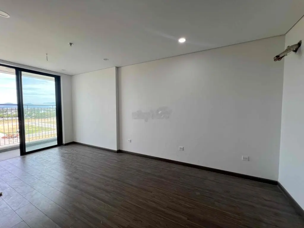 Bán căn hộ 2pn FPT plaza2 71m2 giá 1770 có sổ hồng