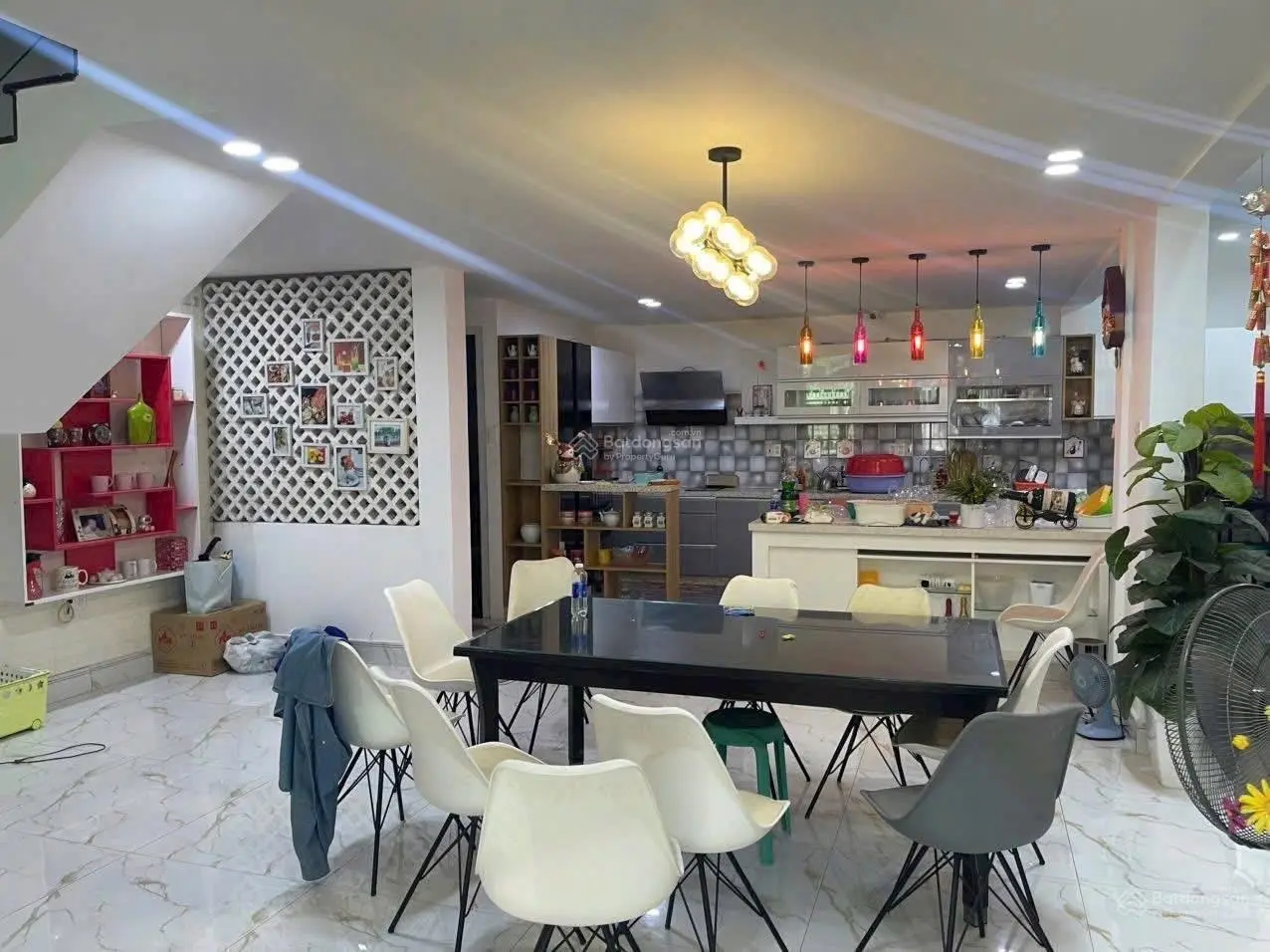 Bán gấp nhà 8x18m, 3tầng giá 15.5tỷ HXH cách MT Nguyễn Thị Thập 30mét P. Tân Phú, Quận 7