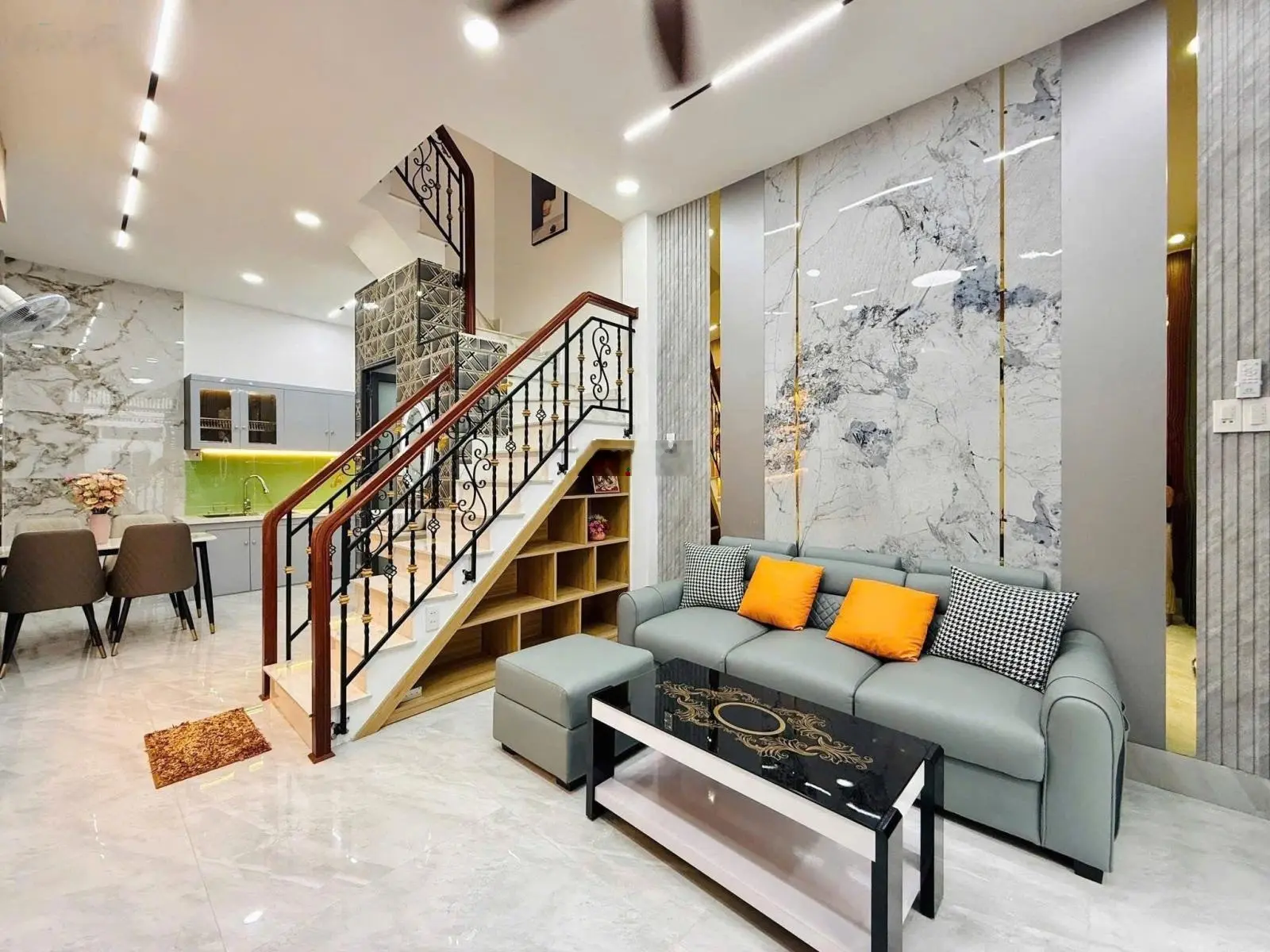Dọn vào ở liền căn nhà sát Đại học Luật CS2 - đường số 5, Hiệp Bình Chánh, Thủ Đức 38,5m2