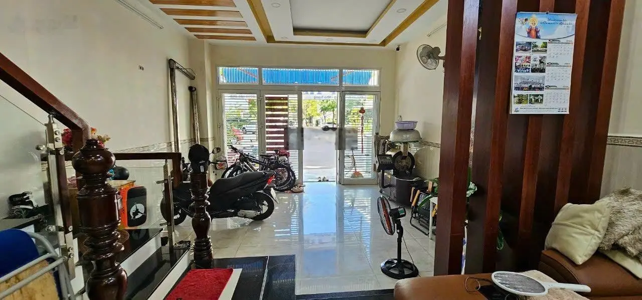 Chủ giảm giá tốt bán nhà có sổ hồng đường Bùi Phùng KĐT VCN Phước Hải Nha Trang
