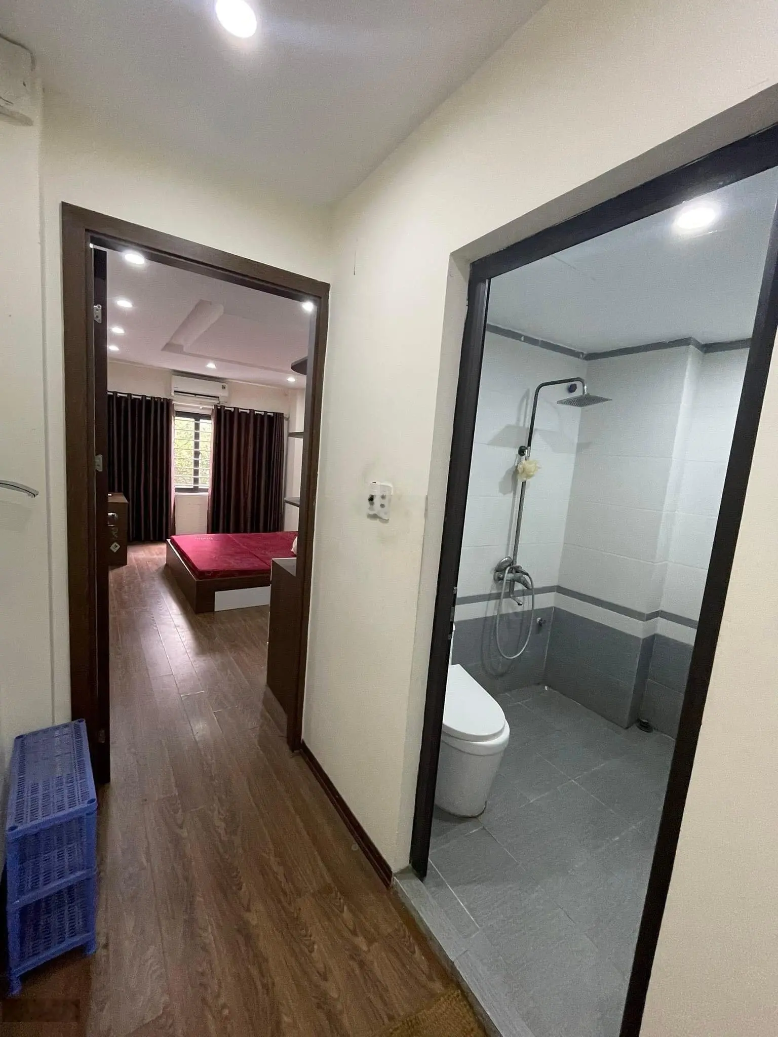 Bán nhà Sài Đồng, Long Biên 30m2x5T, gần chợ, trường học, ngõ thông, rộng, gần oto giá 3,75 tỷ