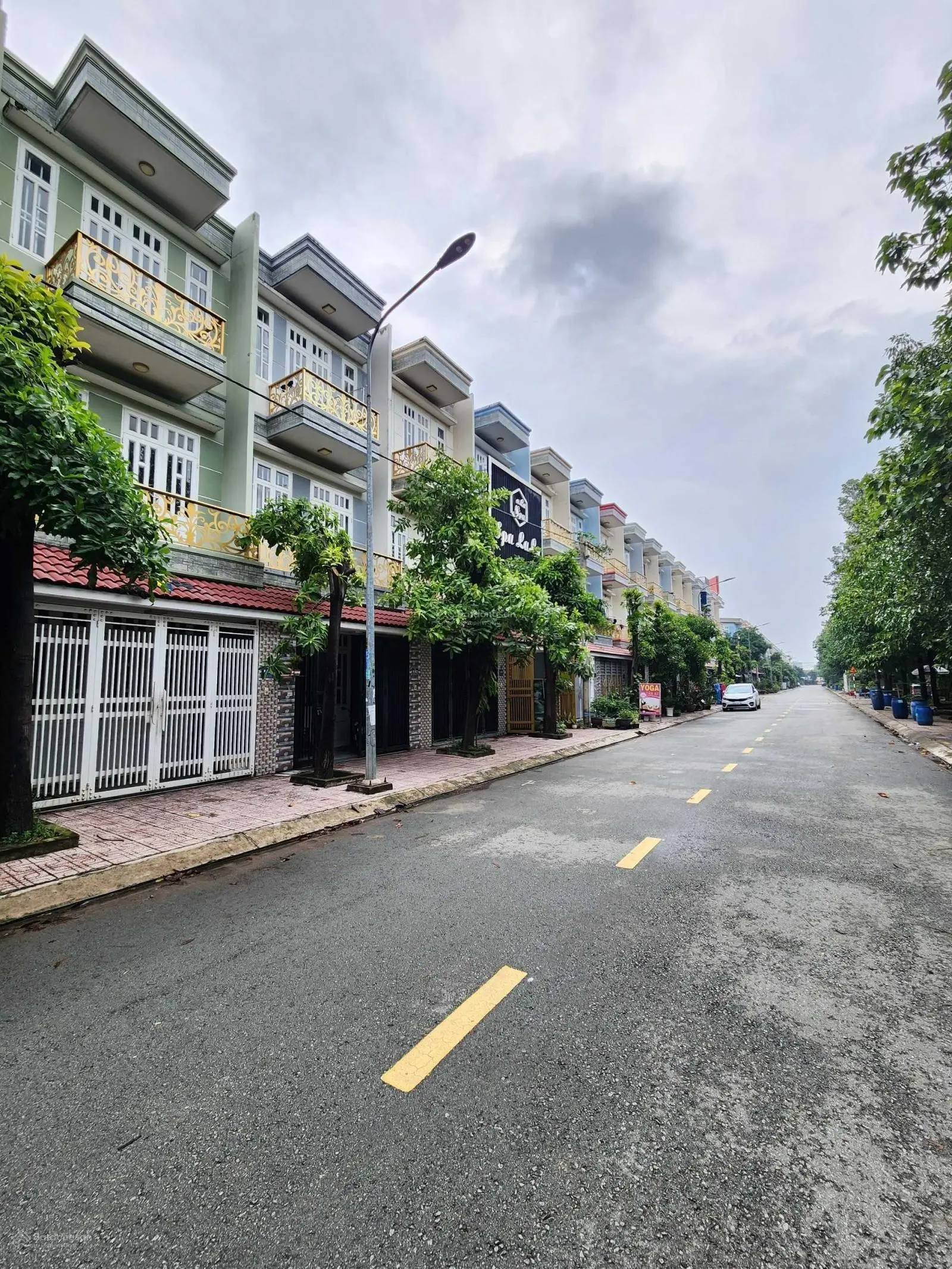 3tỷ2 Tl bán nhà hoàn công 1 trệt 2 lầu khu nhà ở Phú Mỹ Hiệp 60,6m2(4x15m) gần TT Y Tế Dĩ An 500m