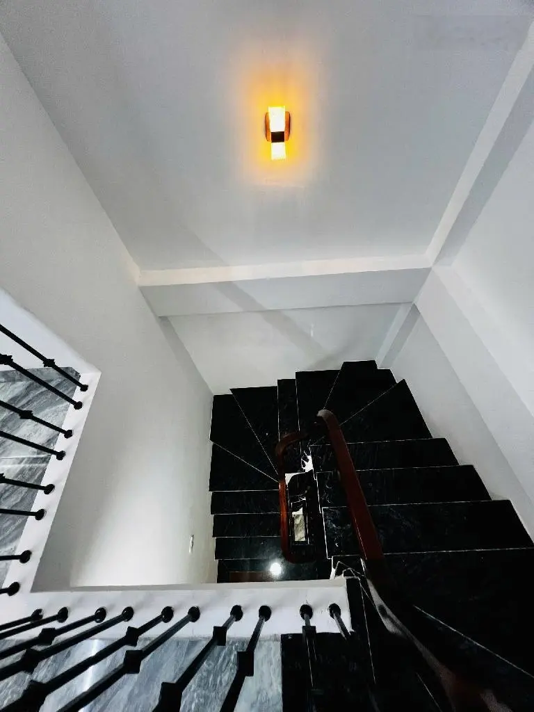 Bán nhà Ngũ Hiệp, Thanh Trì, nhà đẹp mới, giá phù hợp, nội thất đầy đủ