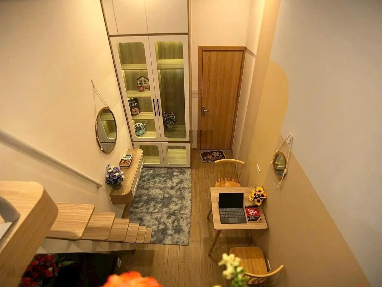 Bán tòa CHDV tại Thanh Xuân cạnh Royal City 96m2x8T, ô tô, view hồ cho thuê 150tr/ tháng