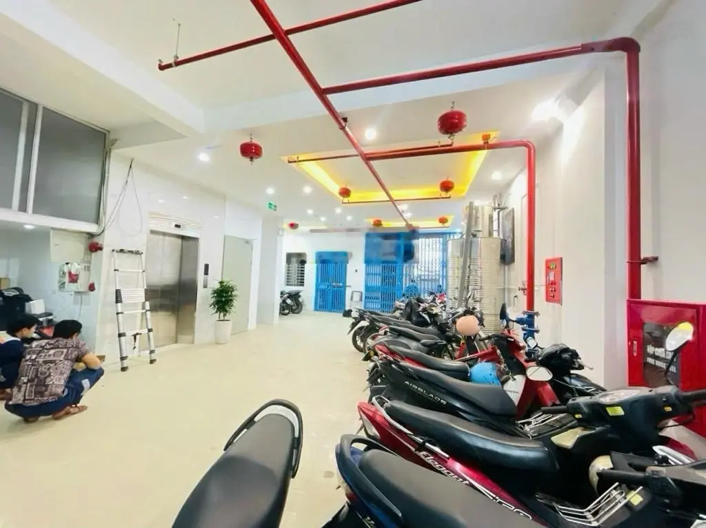 Bán tòa ccmn xây mới phùng khoang 30 phòng kk,155m2- mặt tiền 8m-7 tầng thang máy-fullnộithất-24 tỷ