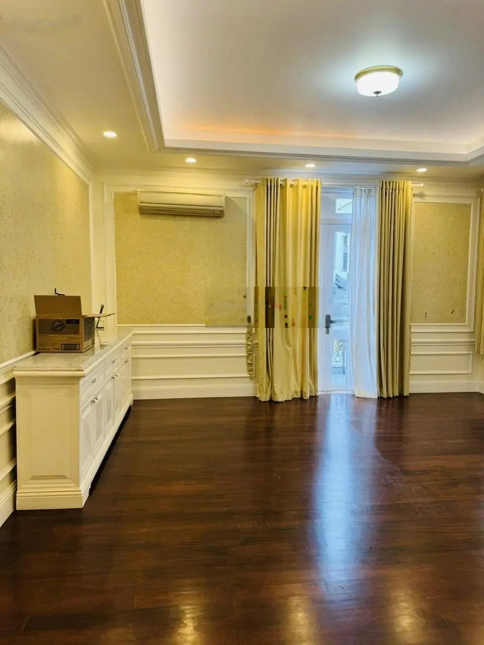Bán biệt thự đẹp Thảo Điền, Quận 2 DT: 303m2(14mx26m) hầm 3 tầng hồ bơi sân vườn giá 69 tỷ TL