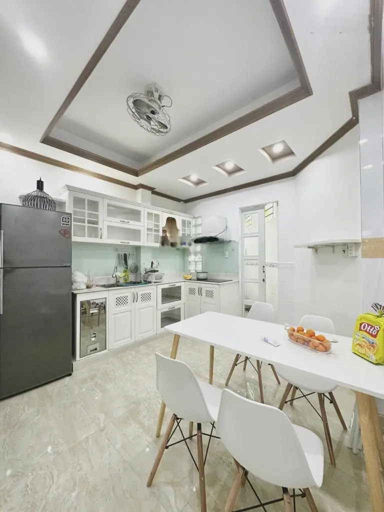 Khu vip! xe hơi ngủ nhà - 40m2 - 4 tầng - ngay phan đăng lưu - phan xích long - bán gấp 8 tỷ8 tl