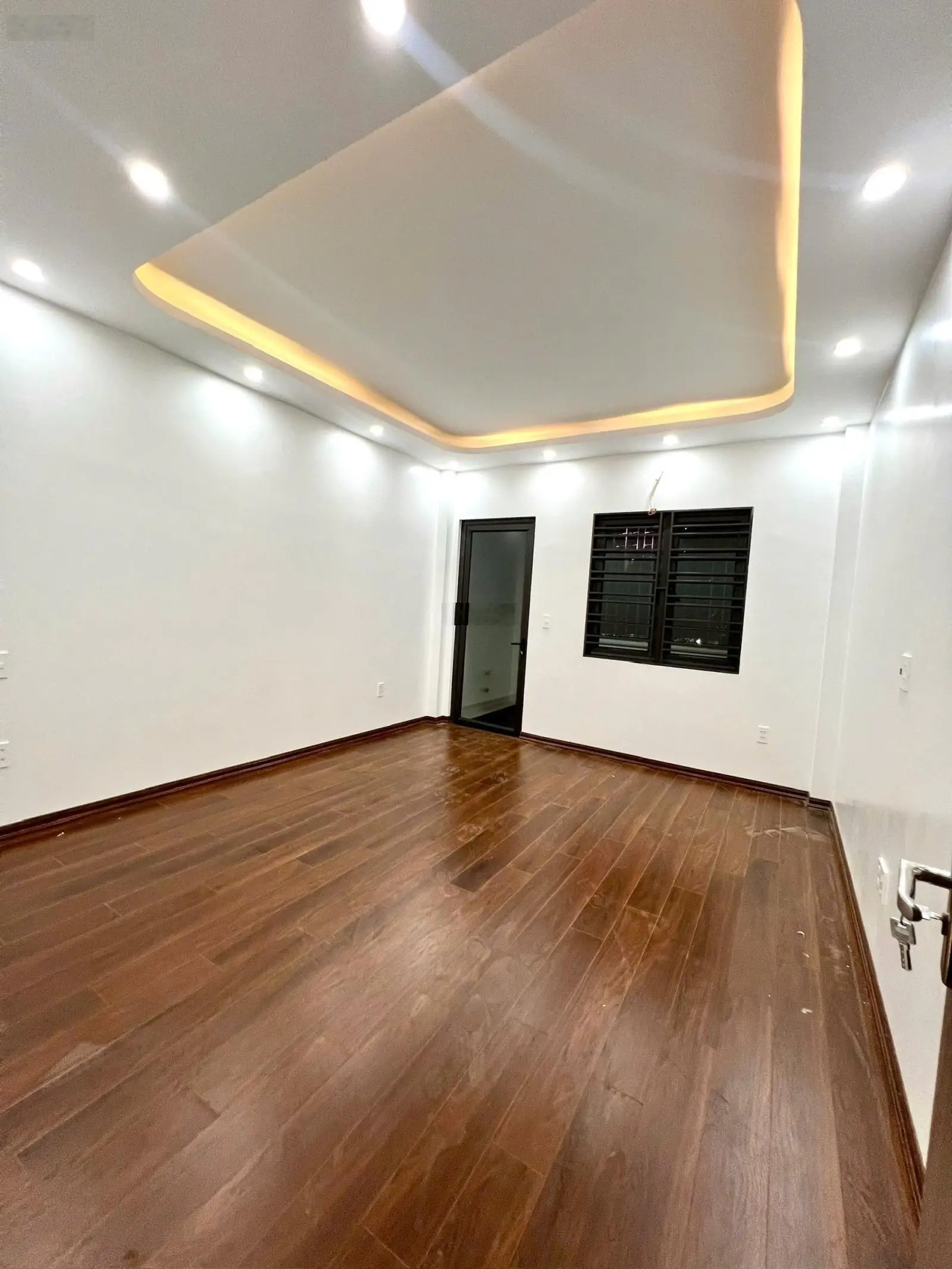Bán gấp nhà riêng 3 tầng tại phường vĩnh niệm, giá 4,12 tỷ, diện tích 71m2