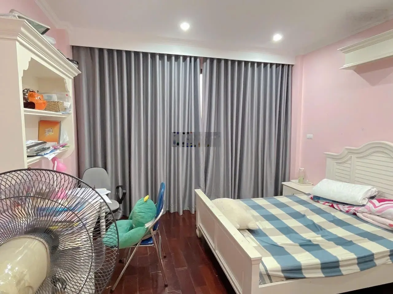 Quá hiếm, nhỉnh 27 tỷ có nhà Phố Trích Sài 69m2, view Hồ Tây, 2 thoáng, thang máy, gara.