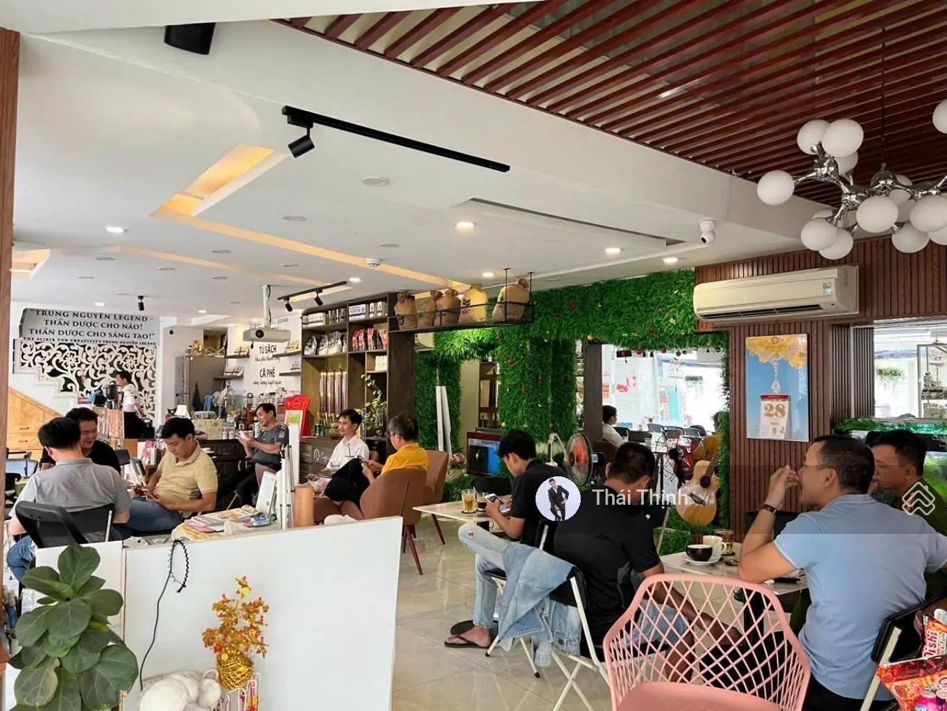 Mặt tiền hẻm nhựa 8m vip đường 3/2 - 6 tâng lầu ngang 7m dòng tiền khoán khủng 100 triệu chỉ 2x tỷ