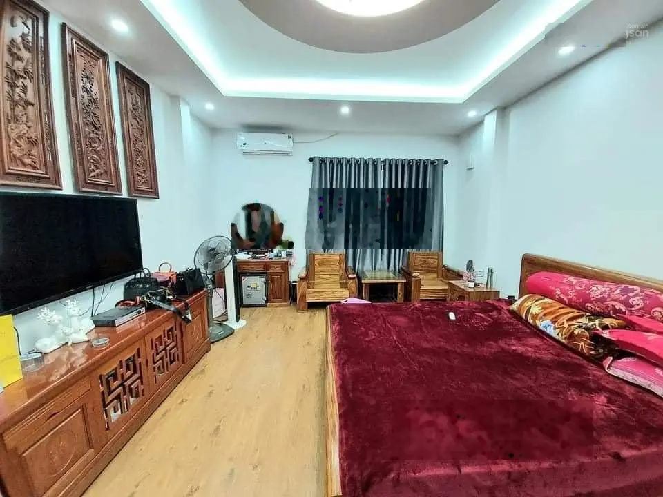 Cần tiền bán gấp nhà Cổ Nhuế ngõ kinh doanh ô tô đỗ cách 10m tặng nội thất xịn