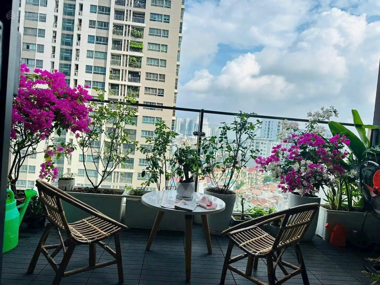 (HIẾM GIÁ RẺ) Bán Căn hộ chung cư tại Dolphin Plaza, diện tích 110 m2, 2PN+1. LH 0968 201 ***