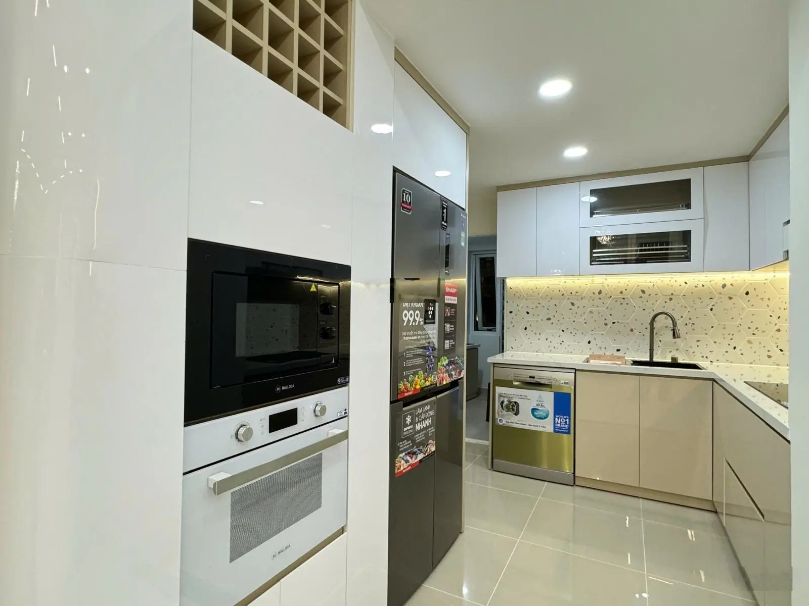 Kẹt Tiền Bán Căn Hộ Mỹ Phát Full Nội Thất, Có Ô xe Hơi