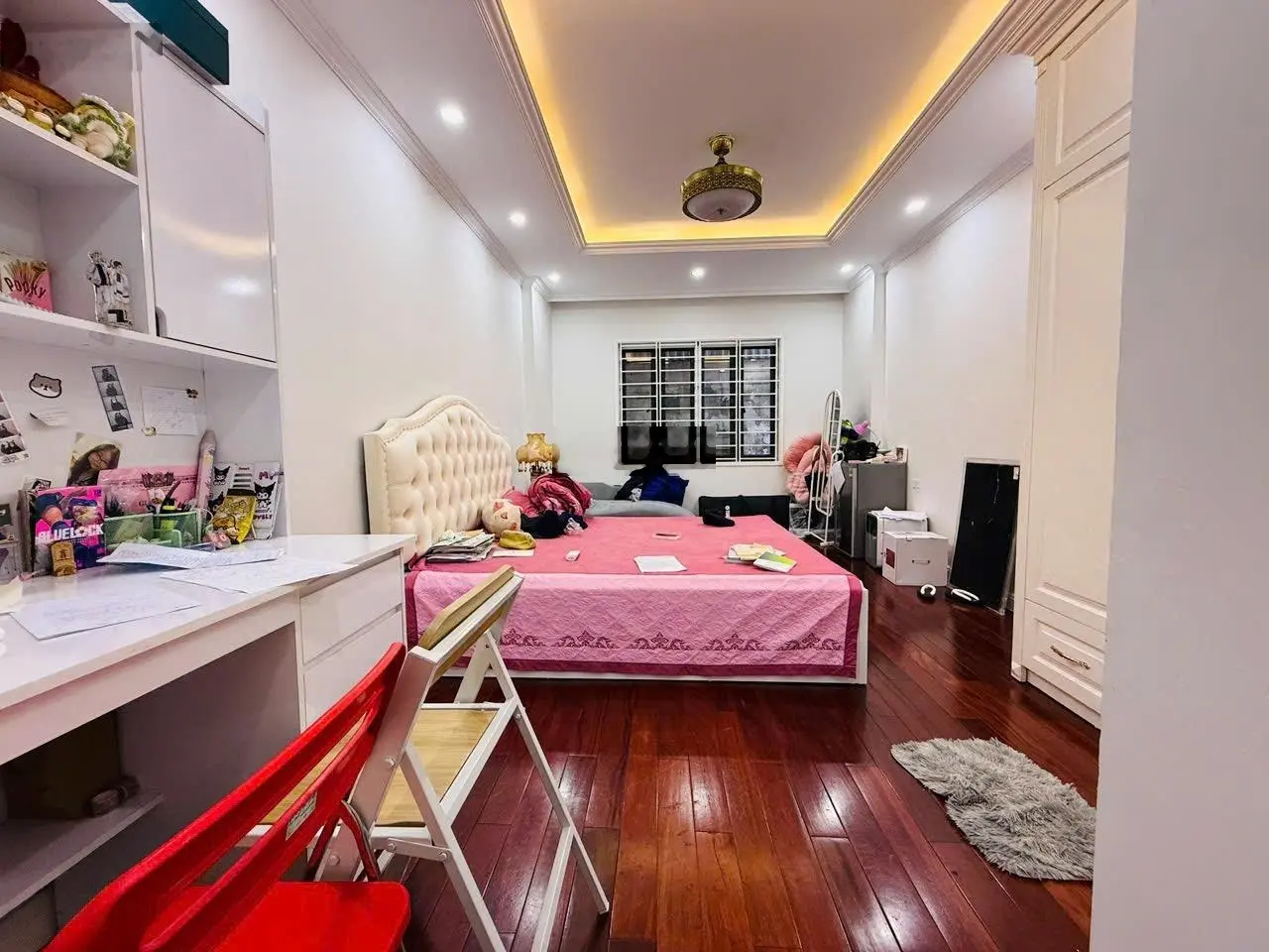 Thanh Nhàn HBT - Đối diện công viên tuổi trẻ- 7 tầng thang máy- cách phố đúng 2M.