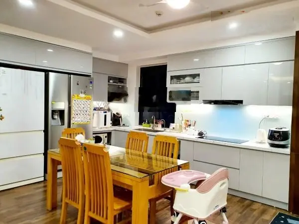Chính chủ cần bán gấp căn hộ 2N1VS, 57m2, giá 3,4 tỷ tại Vinhomes Green Bay