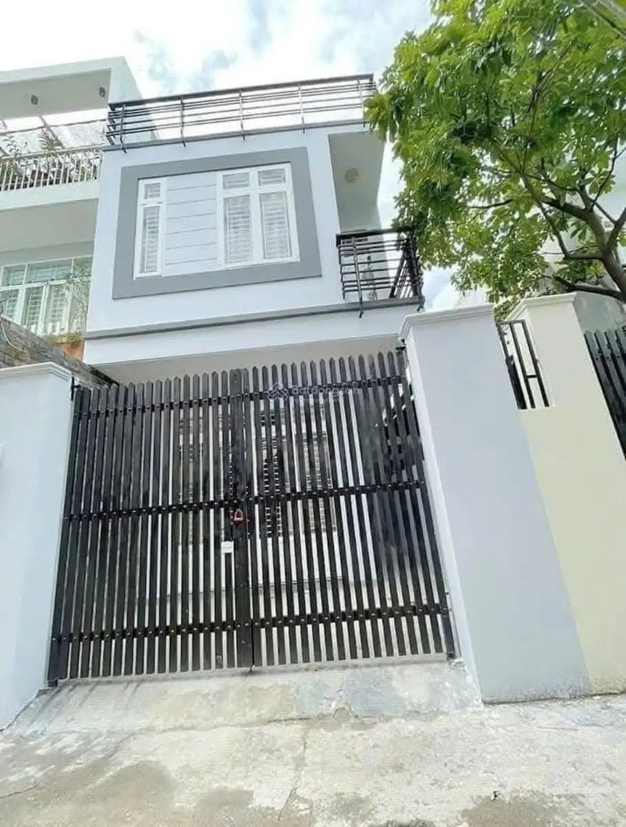 Nhà 3 tầng - HXH 5m - 96m2(5 x 20m) - Phước Long B Q9 - Cách mặt Tiền Đường 339 (30m) - giá 6,45 tỷ