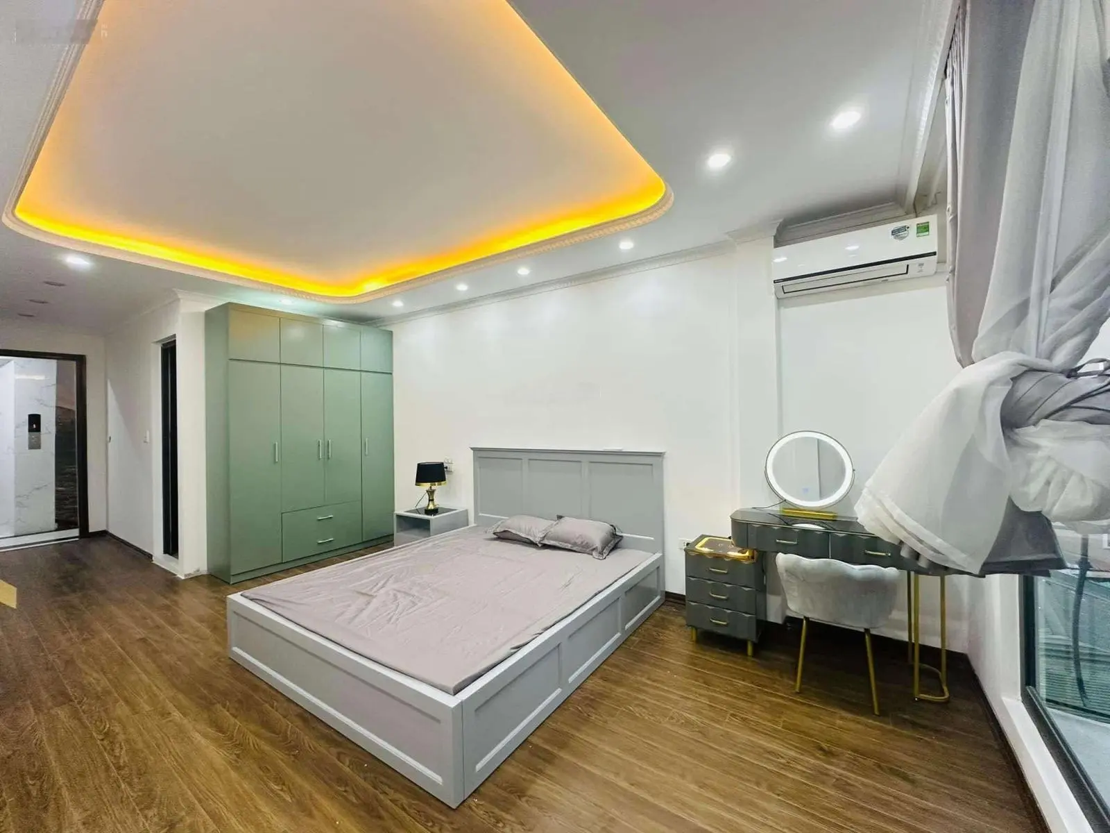Bán nhà đường Tây Sơn Vị trí cực đẹp 10m ra Ô tô tránh đỗ 6 Tầng thang máy Nội thất nhập khẩu