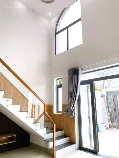 Cần bán gấp căn Thích Quảng Đức 56m2 giá chỉ 2tỷ sổ hồng riêng đang cho thuê 12tr/tháng