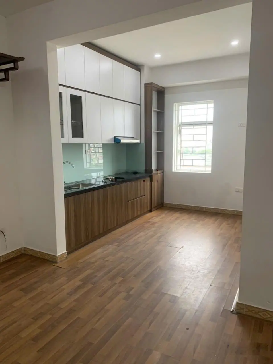 Gia đình cần bán căn 3PN 2WC chung cư OCT2 - ĐN2 - Bắc Linh Đàm