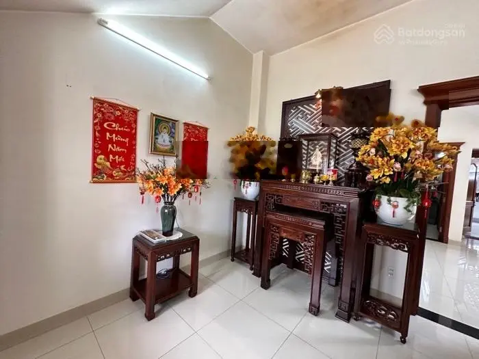 Bán Biệt Thự An Phú Quận 2 - Giáp Lương Định Của - 10x20 - Hầm + 3 tầng - Giá 60 tỷ