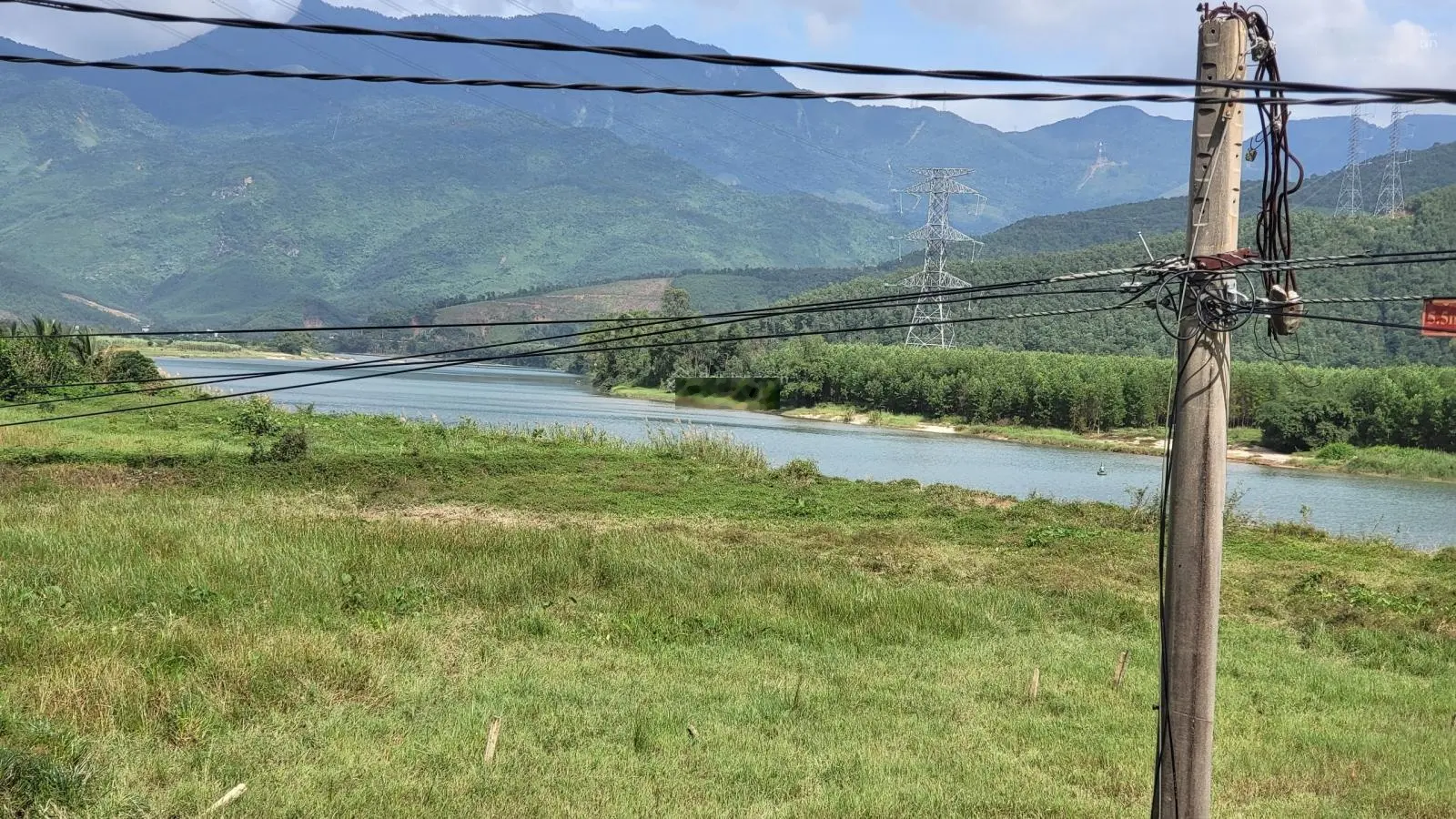 Đất vườn xã Hòa Bắc 12.586m2 có 300m2 đất ở view sông Cu Đê
