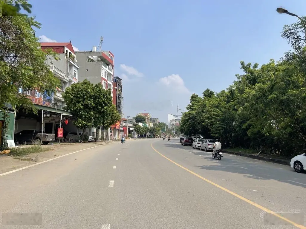 Bán trục kinh doanh sầm uất ngày đêm tây bầu kim chung đông anh