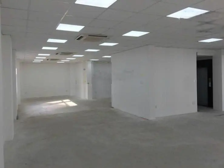 Bán Building ngay MT Nguyễn Văn Trỗi, Phú Nhuận, DT 225m2 nở hậu, 5 Tầng, HĐT 180tr, giá 45 tỷ