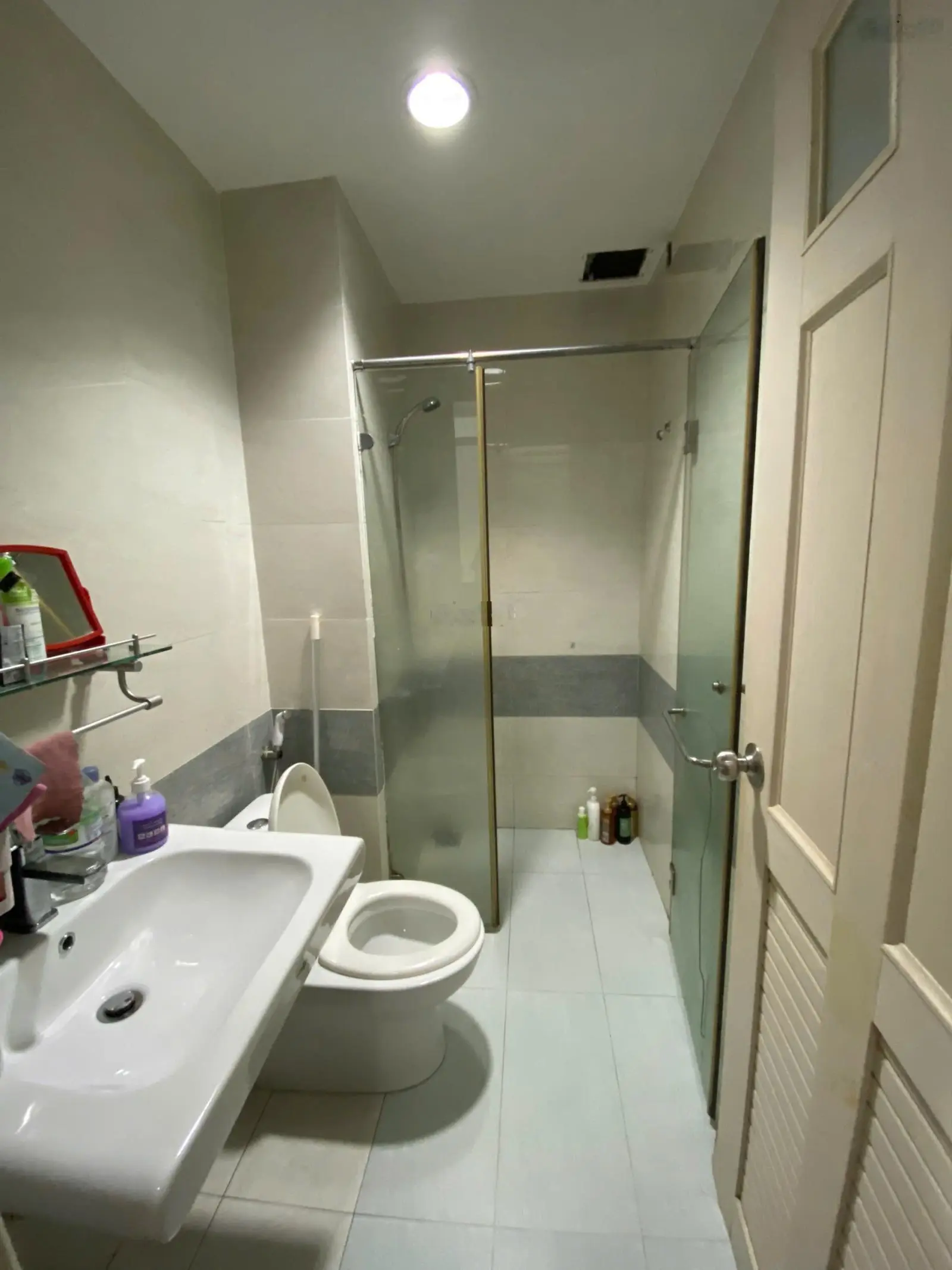 Bán căn 67m2 2PN2WC NTCB 1ty695 giá cực rẻ tại Đức Khải Quận 7 alo em xem nhà 0869 902 ***