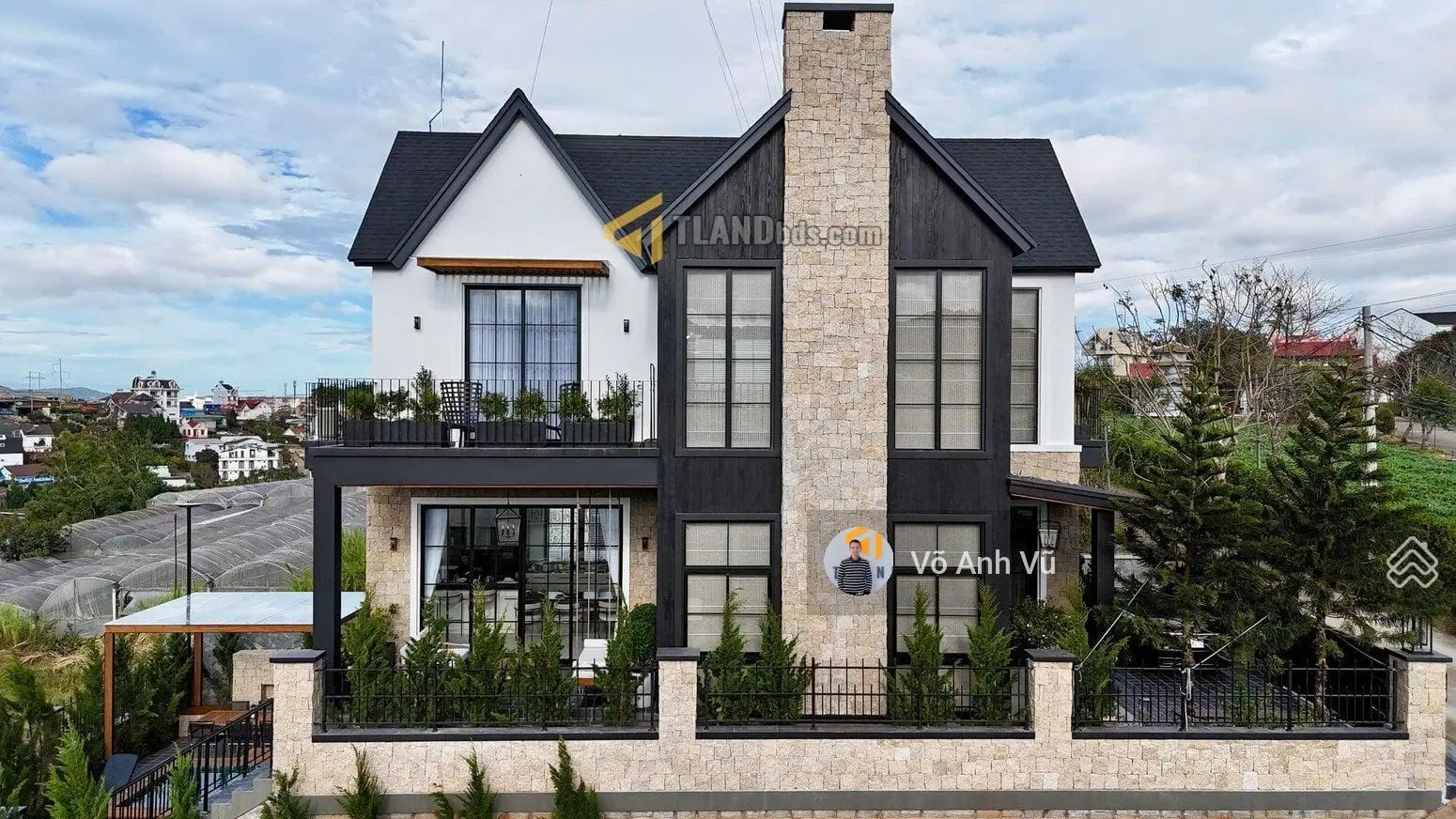 Villa 245m2, thiết kế hiện đại với nguồn thu gần 200 tr/ tháng - 19,5 tỷ