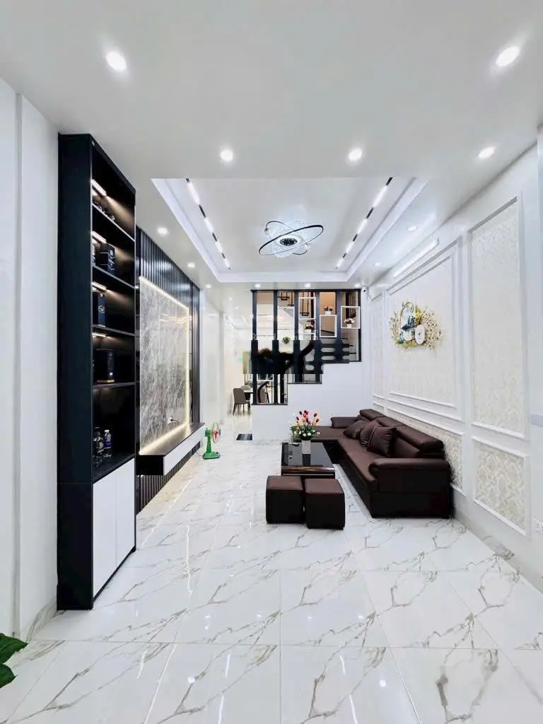 Nhà đẹp gần Vinhomes Hàm Nghi, an ninh tốt, tiện ích chuẩn vinhomes