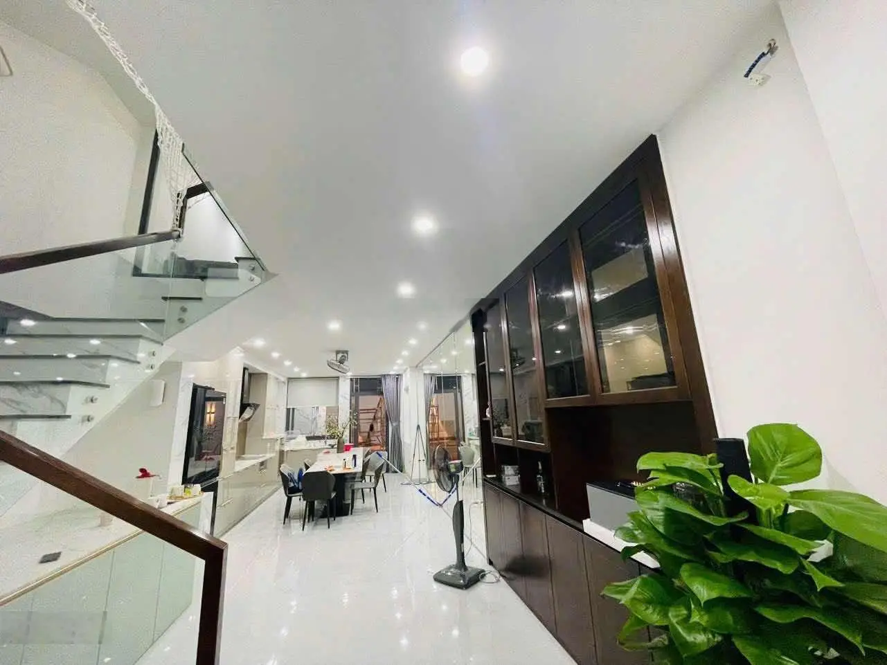 Nhà mới đẹp 4 tầng, mặt tiền KD, Đường 359 PL B, Quận 9